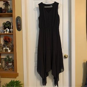 Black and white polka dot maxi sleeveless v neck dress